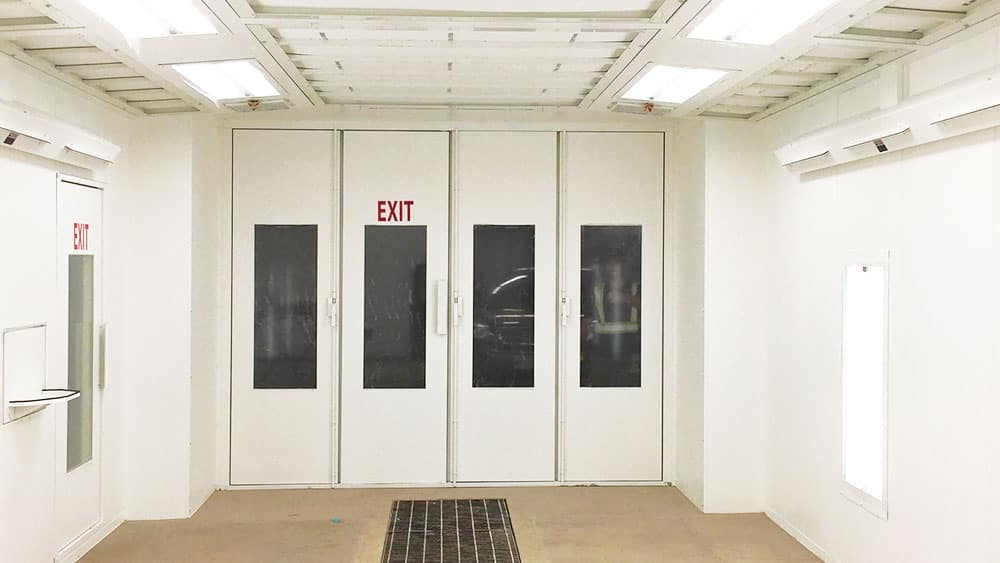 GFS Paint Booth with Blade AdvanceCure system