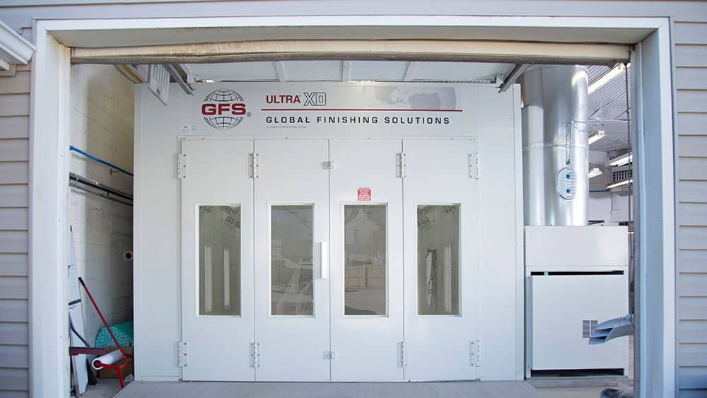 Auto Refinish paint booth