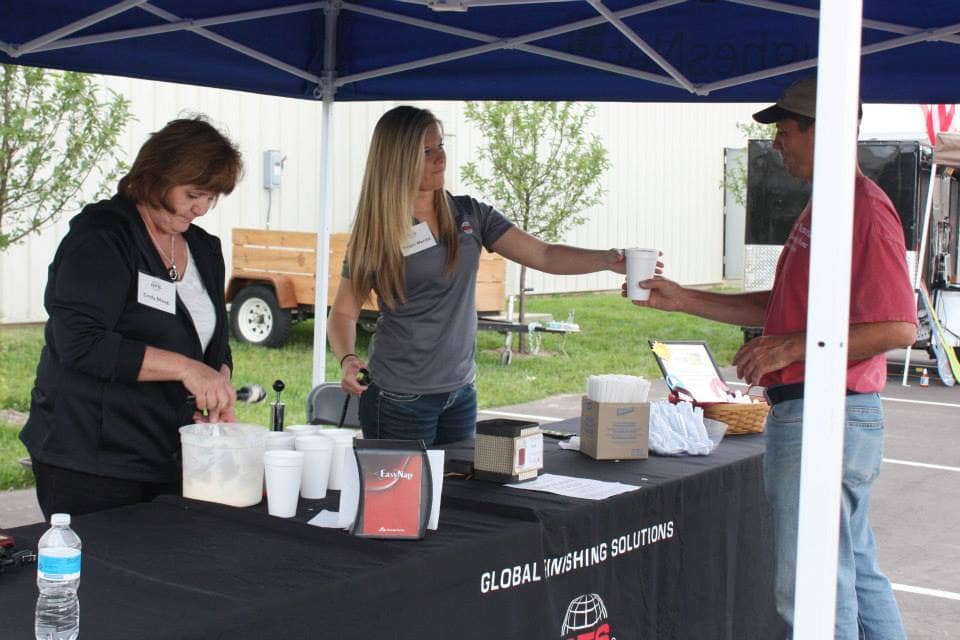 1012041_632883410064899_1986095931_n